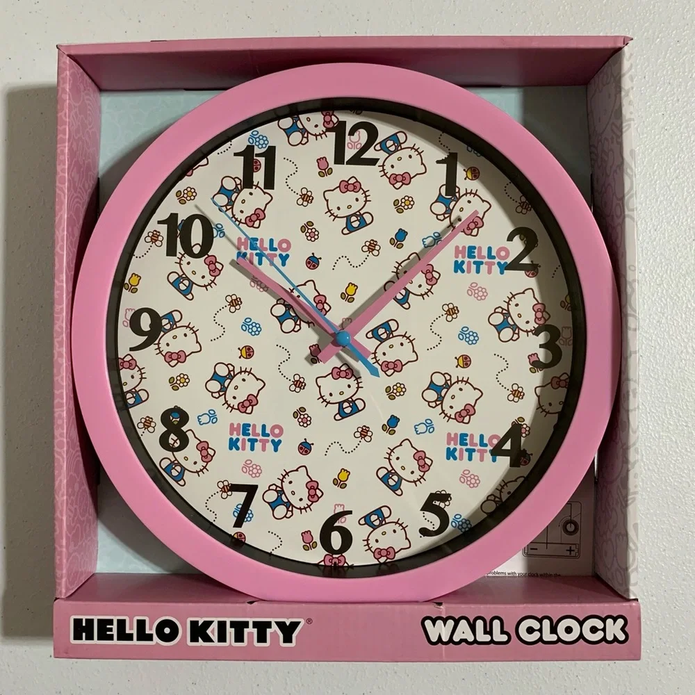 Hello Kitty by Sanrio Analog Wall Clock-New in Box